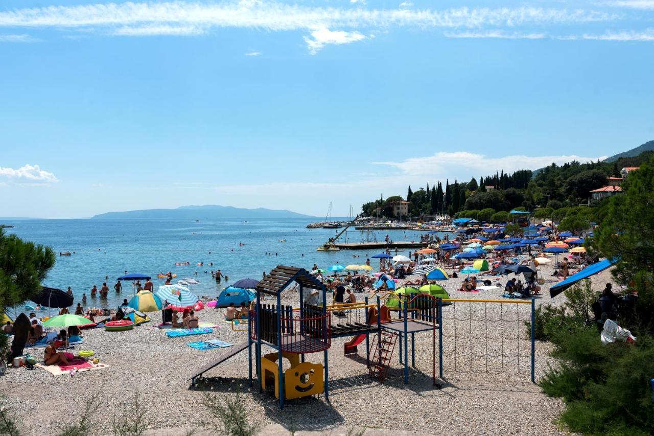 Apartments With A Parking Space Icici, Opatija - 14155 外观 照片